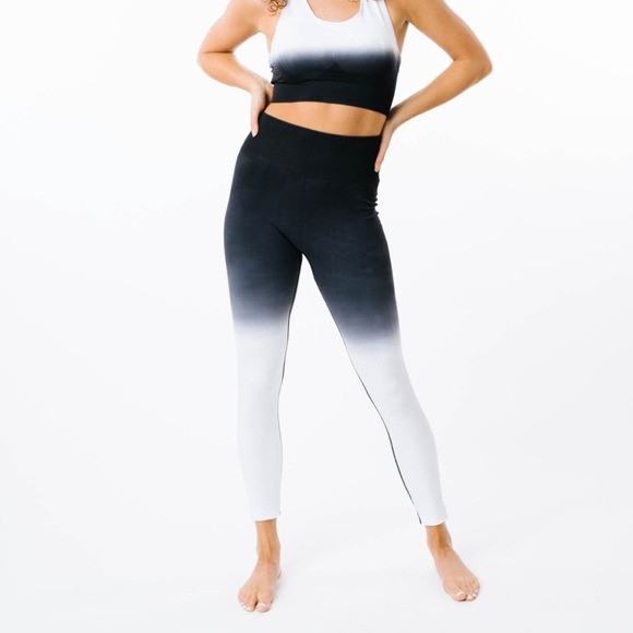 ZYIA Pants & Jumpsuits Zyia Active Black White Hi Rise